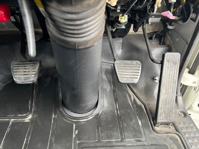 ISUZU ELF 2023 Image 31