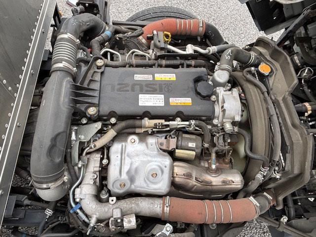 ISUZU ELF 2023 Image 31