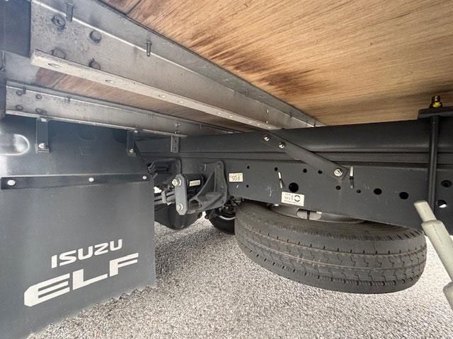 ISUZU ELF 2023 Image 31