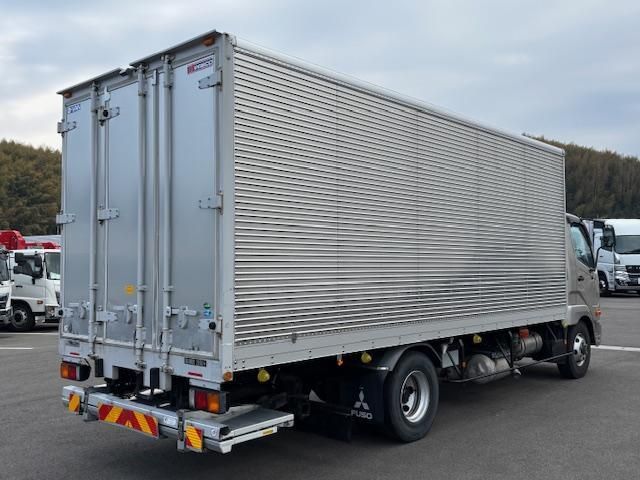 MITSUBISHI FUSOU FIGHTER 2018 Image 31