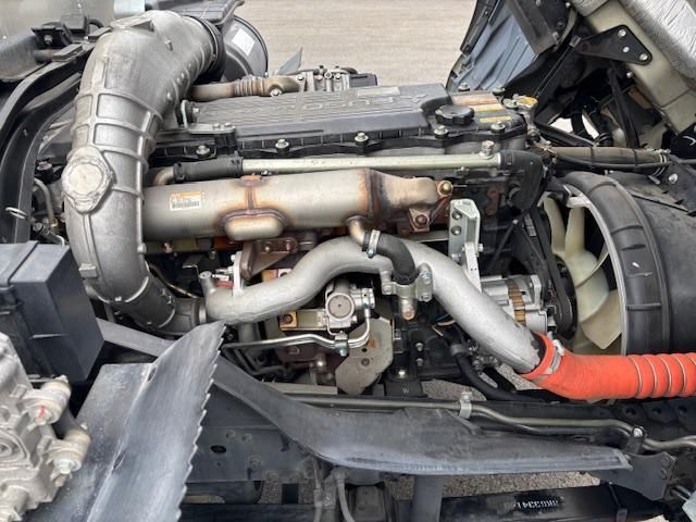 MITSUBISHI FUSOU FIGHTER 2018 Image 31