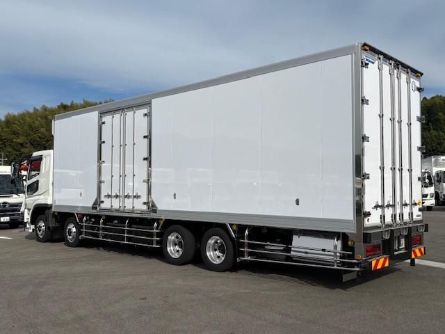 MITSUBISHI FUSOU SUPER GREAT 2025 Image 31