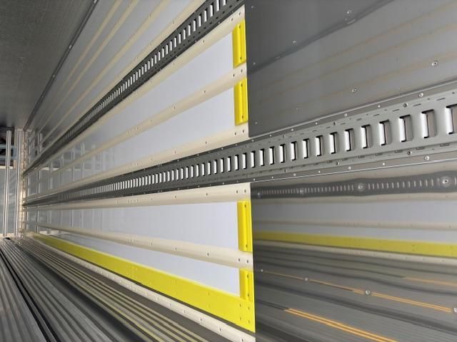 MITSUBISHI FUSOU SUPER GREAT 2025 Image 31