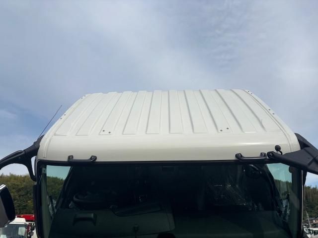 MITSUBISHI FUSOU SUPER GREAT 2025 Image 31