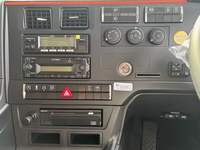 MITSUBISHI FUSOU SUPER GREAT 2025 Image 31