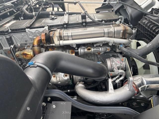 MITSUBISHI FUSOU SUPER GREAT 2025 Image 31