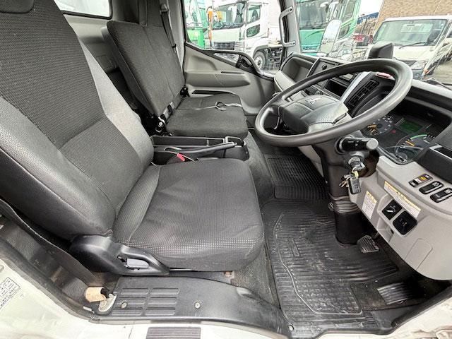 MITSUBISHI CANTER 2020 Image 31