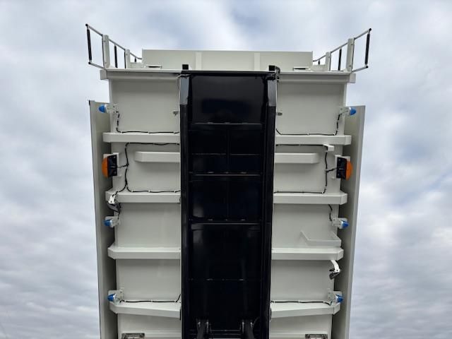 HINO PROFIA 2025 Image 31