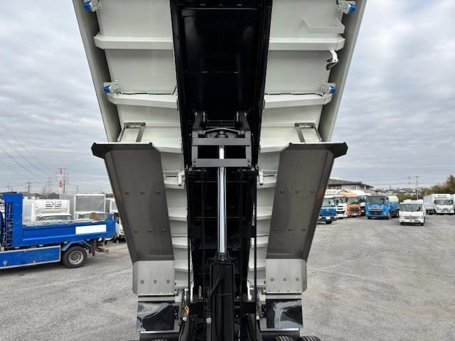 HINO PROFIA 2025 Image 31