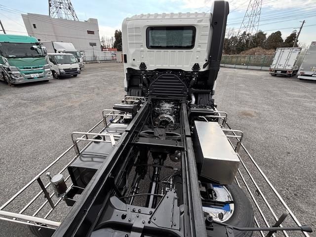 HINO PROFIA 2025 Image 31