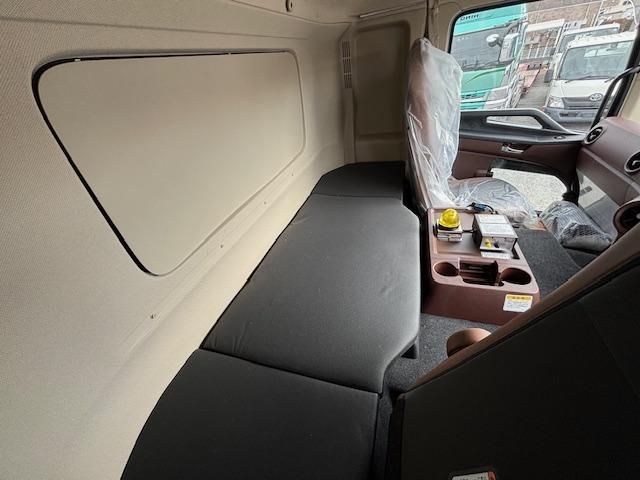 HINO PROFIA 2025 Image 31