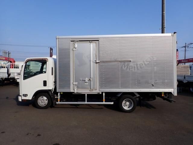 ISUZU ELF 2015 Image 31