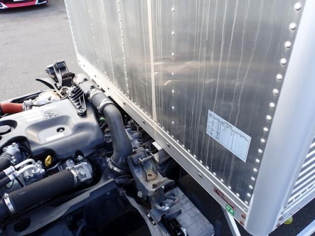 ISUZU ELF 2015 Image 31