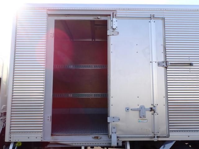 ISUZU ELF 2015 Image 31