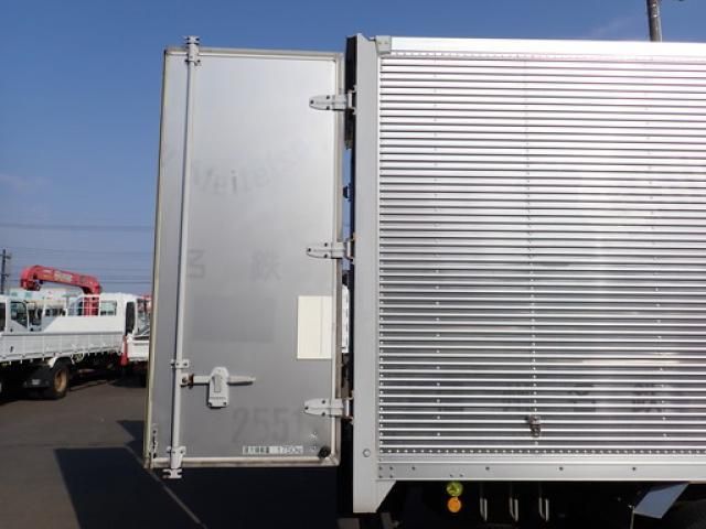 ISUZU ELF 2015 Image 31