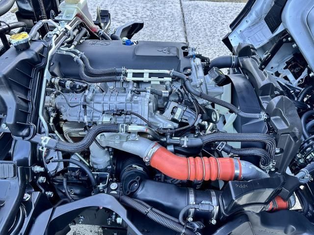 MITSUBISHI CANTER 2025 Image 31