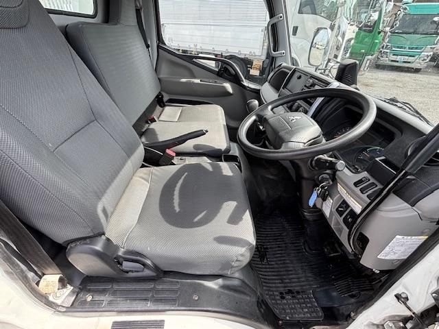 MITSUBISHI CANTER 2021 Image 31