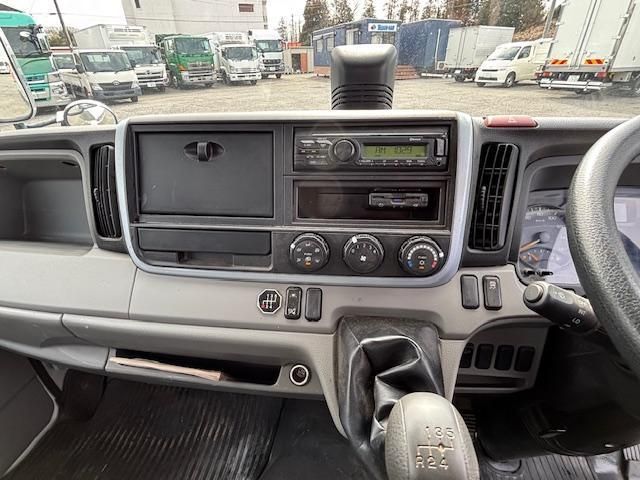 MITSUBISHI CANTER 2021 Image 31