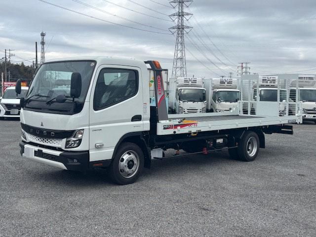 MITSUBISHI CANTER 2025 Image 31