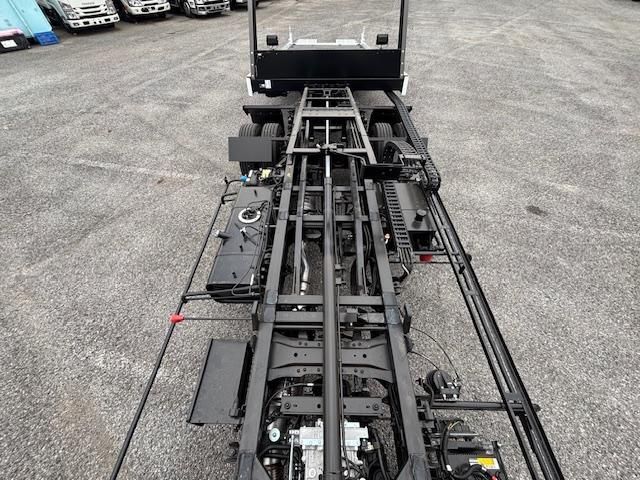 MITSUBISHI CANTER 2025 Image 31