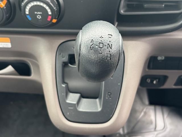 MITSUBISHI CANTER 2025 Image 31