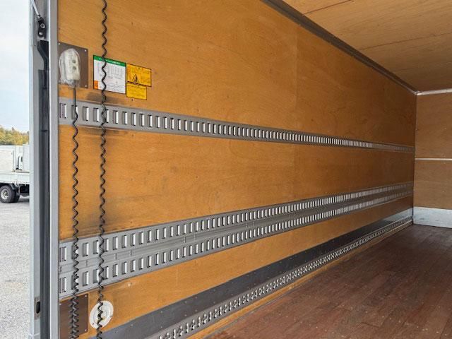 MITSUBISHI FUSOU FIGHTER 2020 Image 31