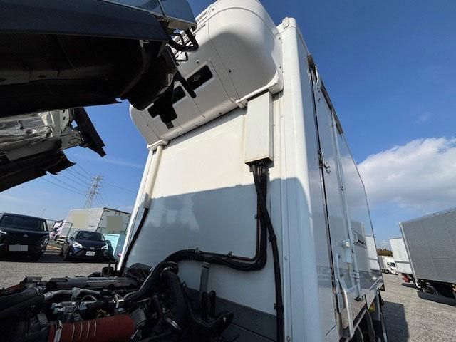 ISUZU ELF 2021 Image 31