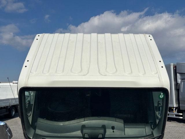 ISUZU ELF 2021 Image 31