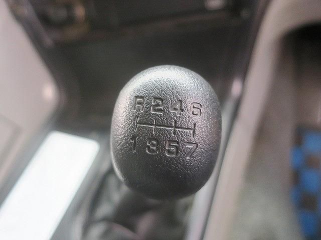 MITSUBISHI FUSOU SUPER GREAT 2015 Image 31