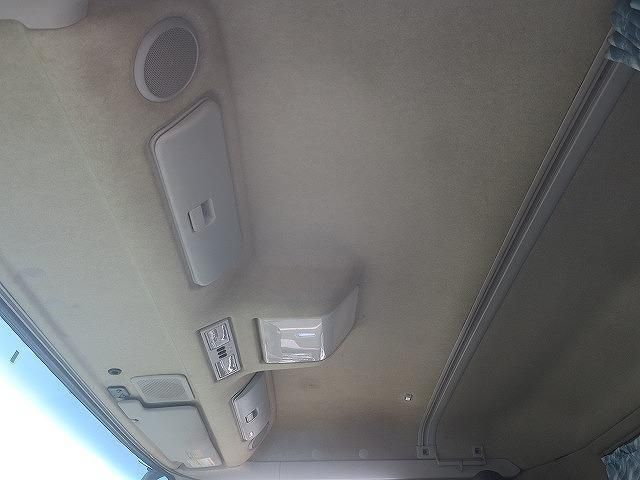 MITSUBISHI FUSOU SUPER GREAT 2015 Image 31