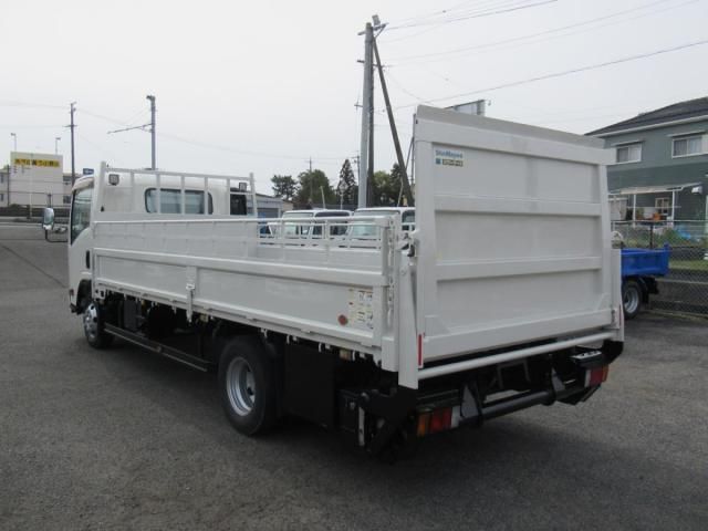 ISUZU ELF 2016 Image 31