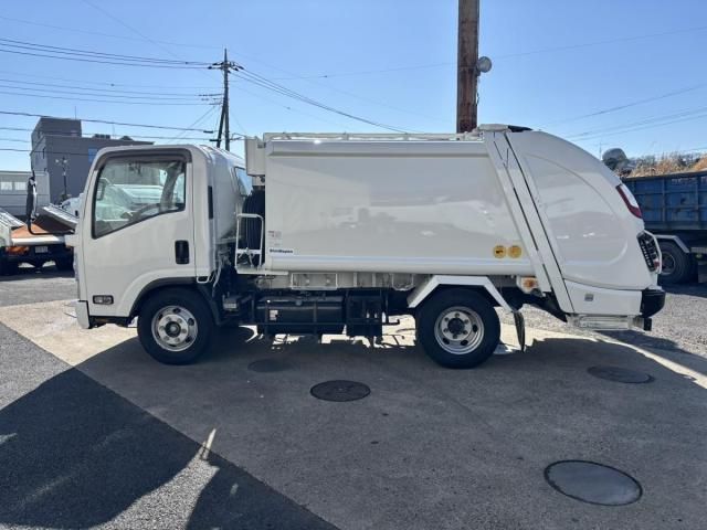 ISUZU ELF 2019 Image 31