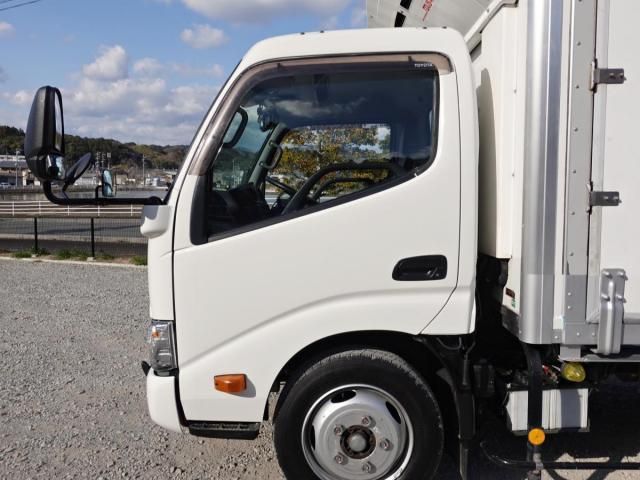 HINO DUTRO 2020 Image 31