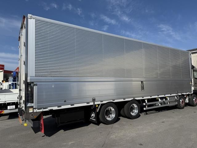 NISSAN DIESEL QUON 2024 Image 31