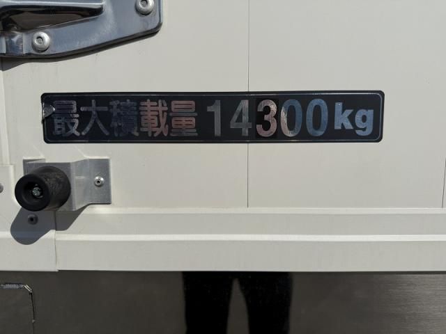 NISSAN DIESEL QUON 2024 Image 31