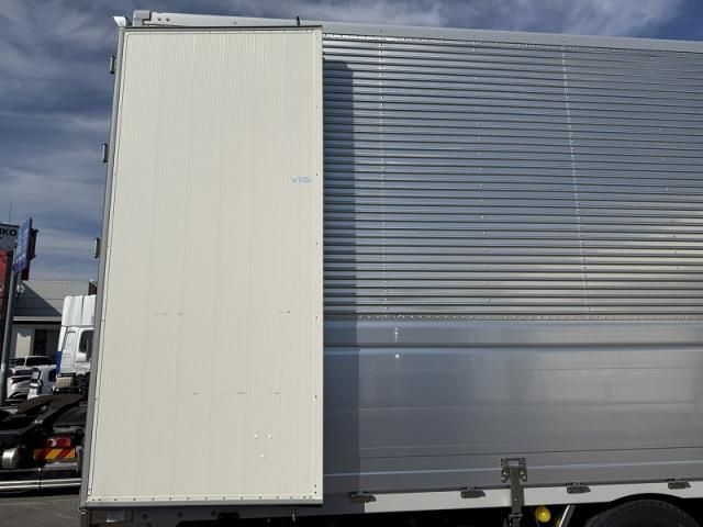 NISSAN DIESEL QUON 2024 Image 31