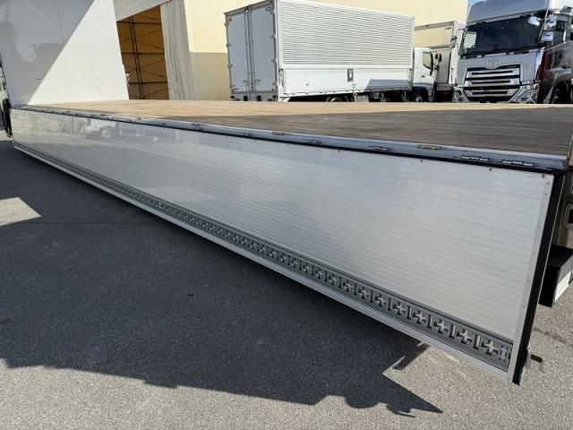 NISSAN DIESEL QUON 2024 Image 31