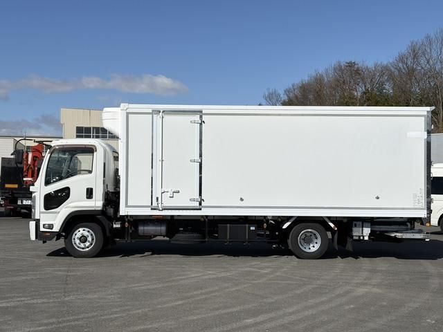 ISUZU FORWARD 2017 Image 31