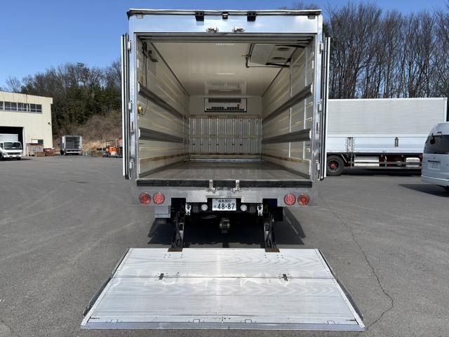 ISUZU FORWARD 2017 Image 31