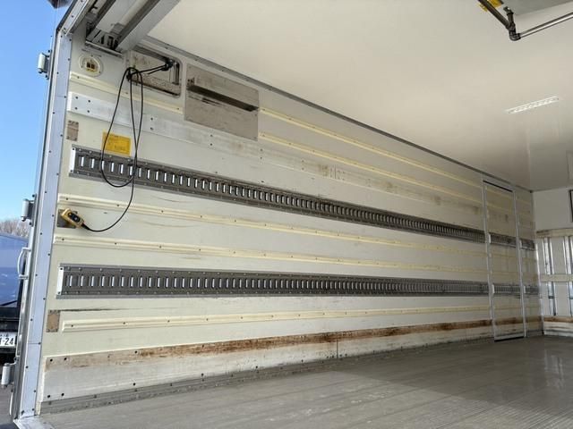 ISUZU FORWARD 2017 Image 31