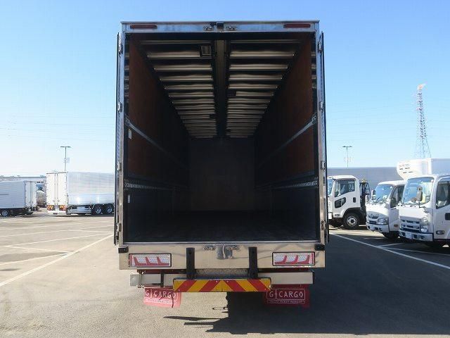 ISUZU GIGA 2018 Image 31