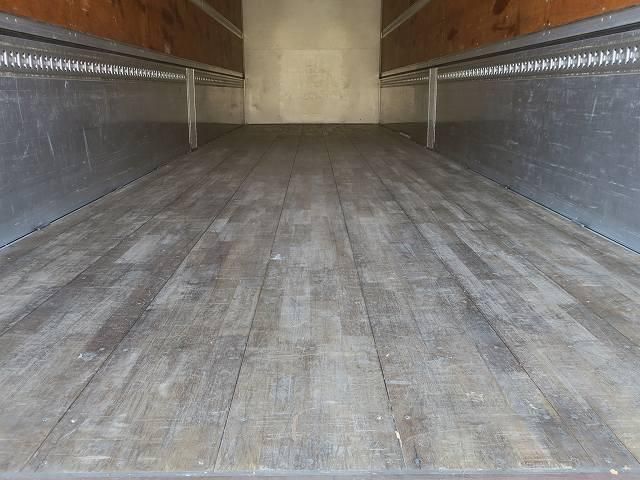 ISUZU GIGA 2018 Image 31