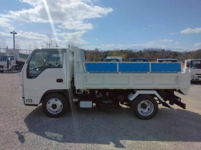 ISUZU ELF 2018 Image 31