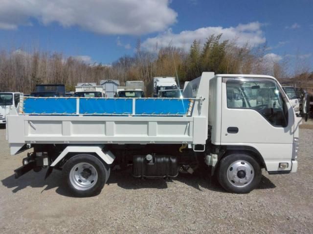 ISUZU ELF 2018 Image 31