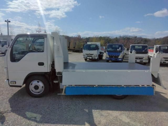 ISUZU ELF 2018 Image 31