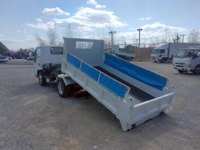 ISUZU ELF 2018 Image 31