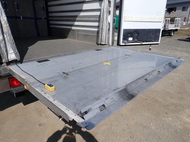 MITSUBISHI FUSOU FIGHTER 2014 Image 31