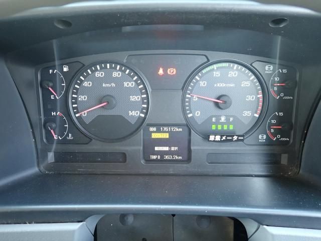 MITSUBISHI FUSOU FIGHTER 2014 Image 31