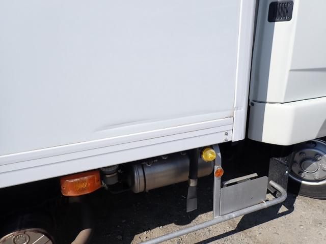 MITSUBISHI FUSOU FIGHTER 2014 Image 31