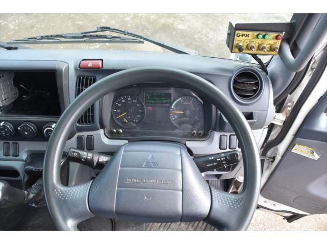 MITSUBISHI CANTER 2013 Image 31